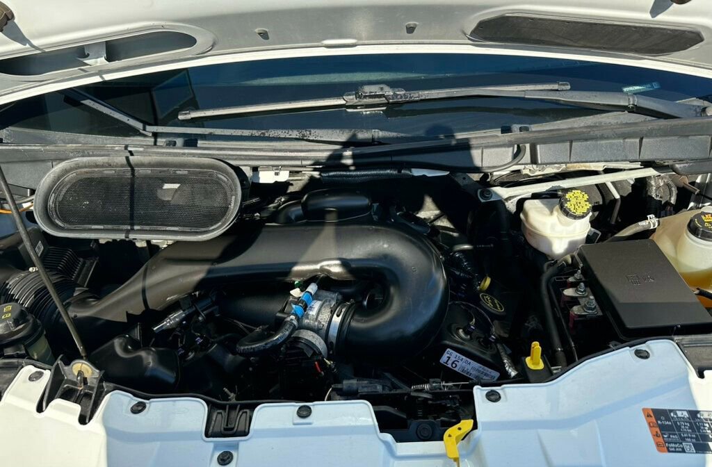 Used 2019 Ford Transit 250 138 image 9