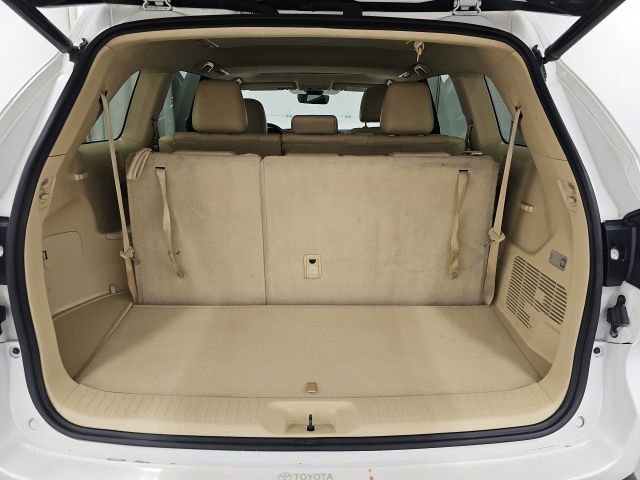 Used 2017 Toyota Highlander Limited image 34