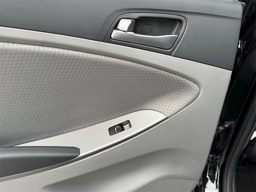 Used 2015 Hyundai Accent Sport image 14