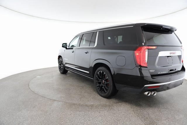 Used 2023 GMC Yukon XL Denali image 11