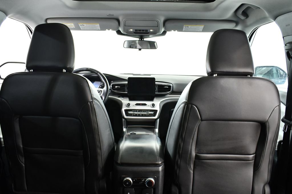 Used 2023 Ford Explorer XLT w/ Equipment Group 202A image 17