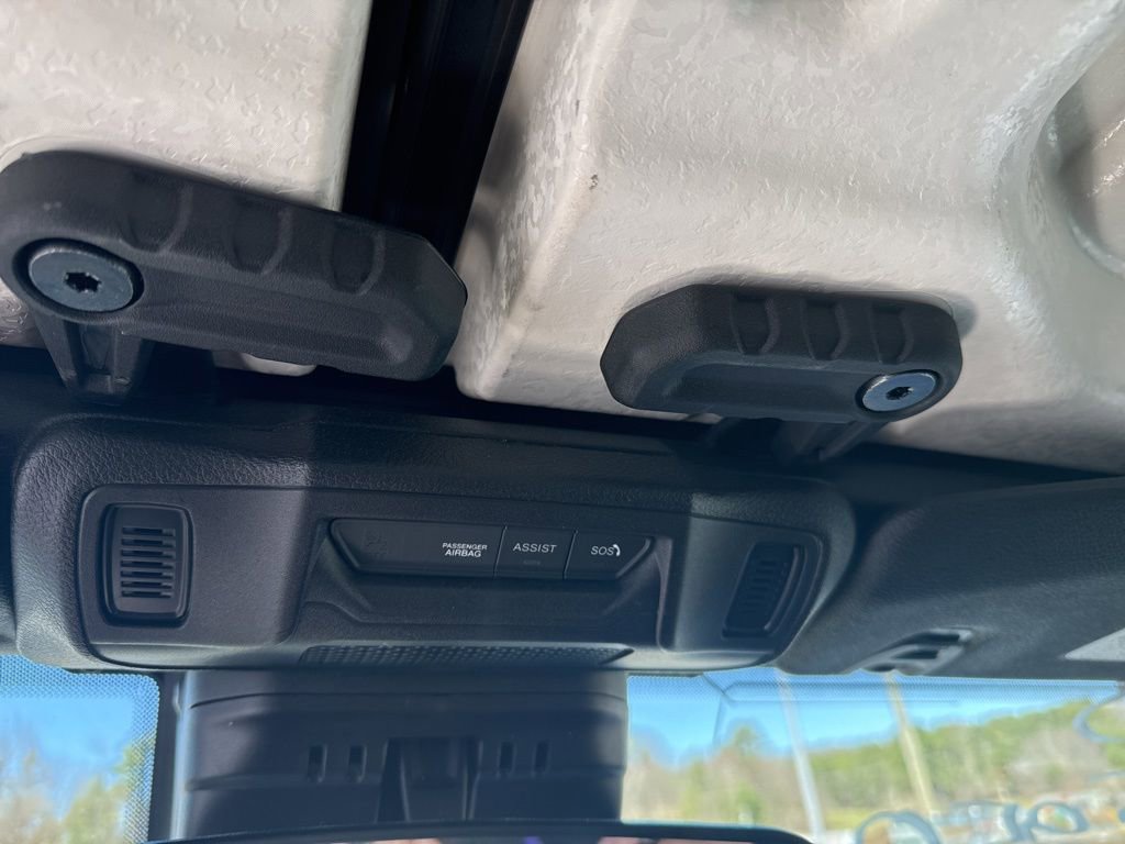 Used 2025 Jeep Wrangler Unlimited Rubicon image 26