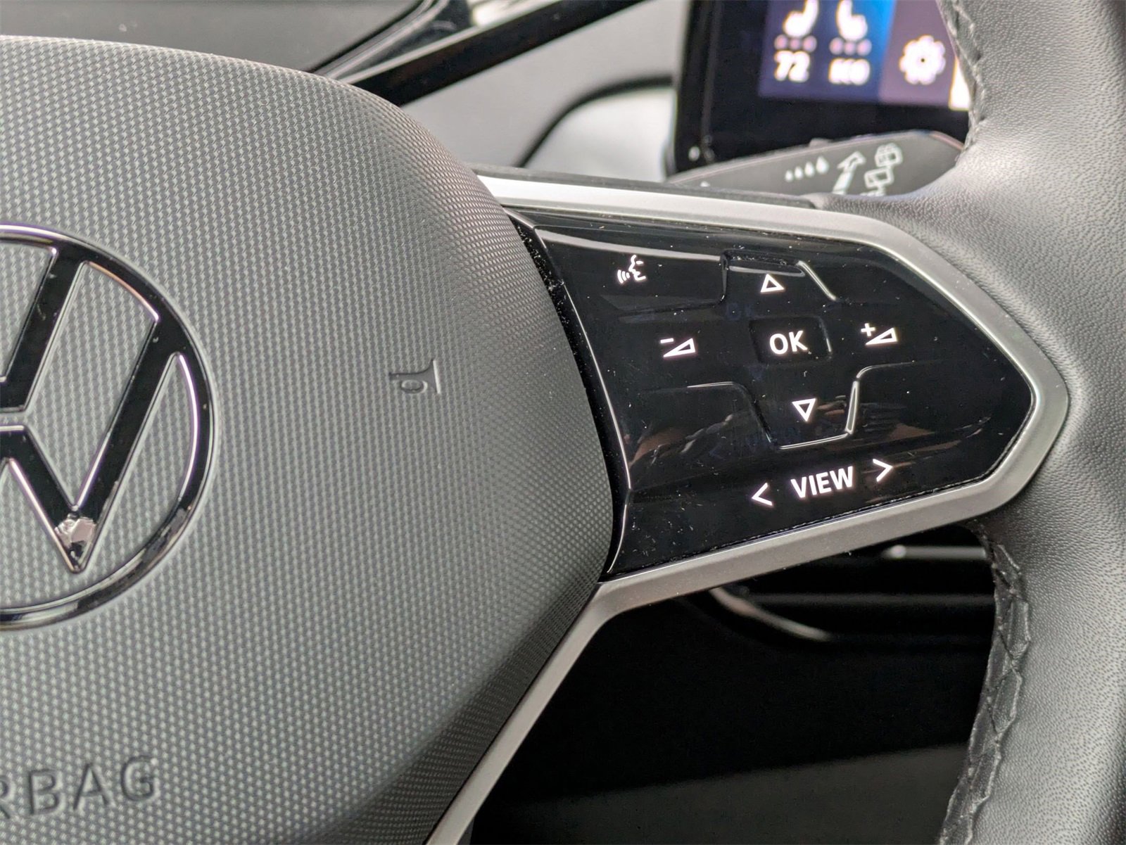 Used 2023 Volkswagen ID.4 Pro image 11