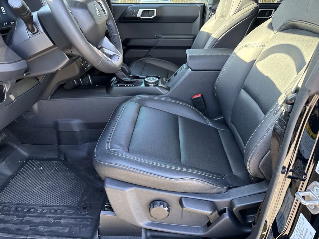 New 2025 Ford Bronco Big Bend w/ Black Diamond Package image 9