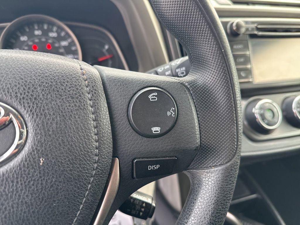 Used 2015 Toyota RAV4 LE image 16