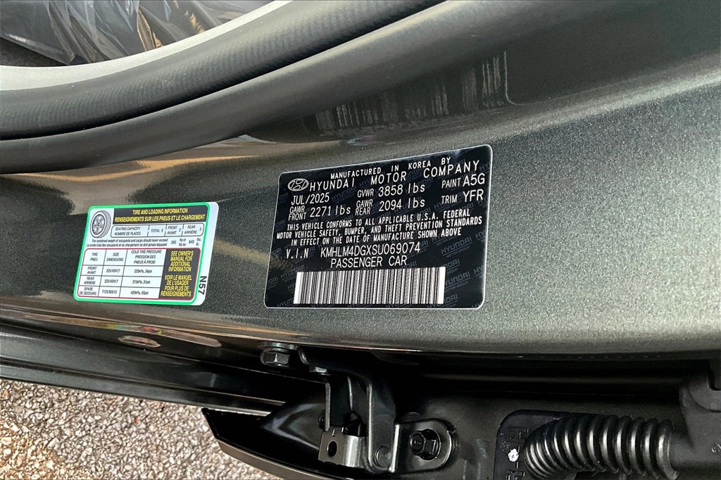 New 2025 Hyundai Elantra Sport image 14