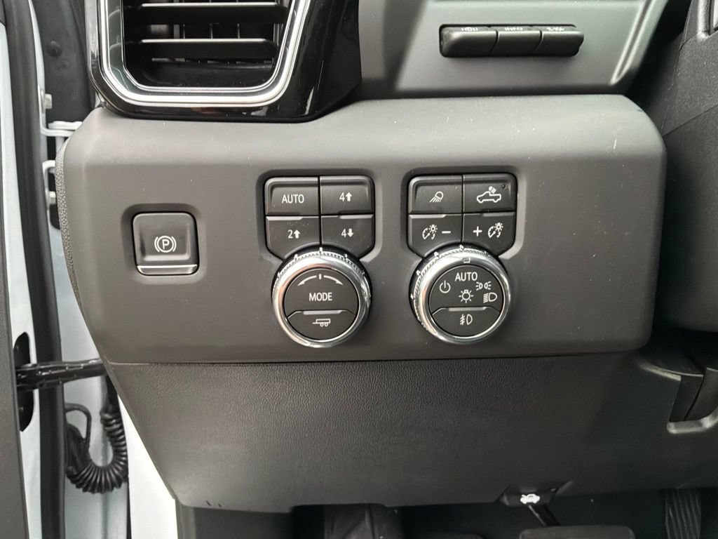 New 2026 GMC Sierra 2500 Denali w/ Denali Reserve Package AWD/4WD image 31