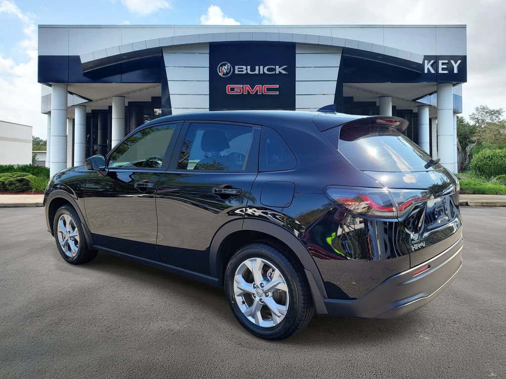 Used 2024 Honda HR-V LX image 3