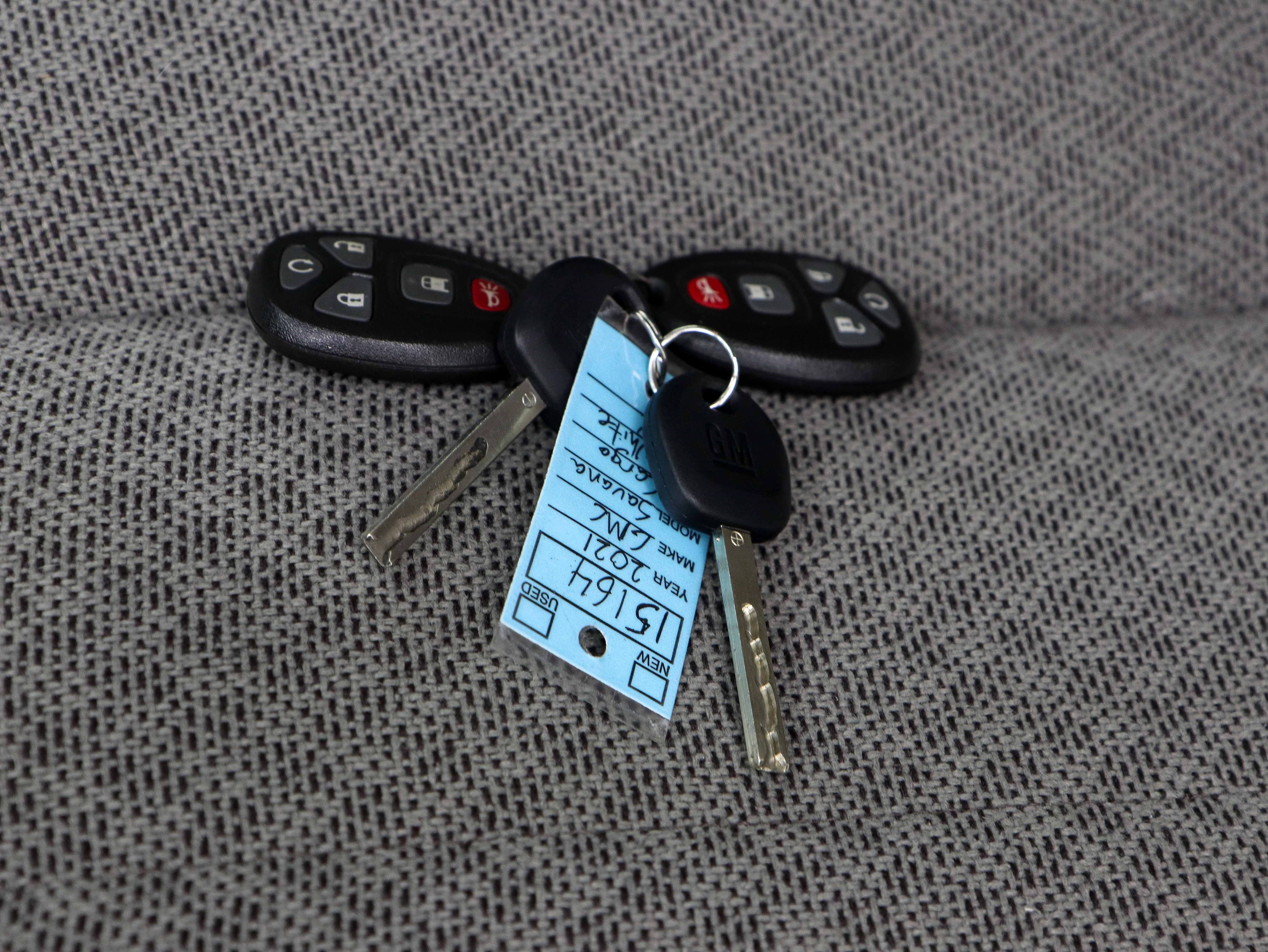 Used 2021 GMC Savana 2500 Extended w/ Driver Convenience Package image 24