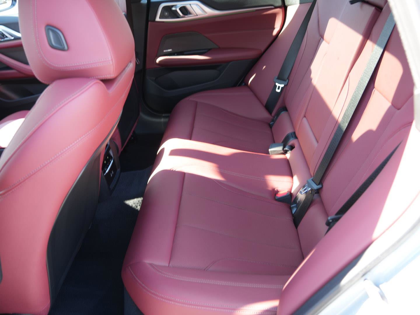 Used 2025 BMW M440i image 10