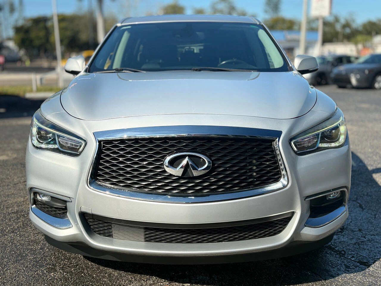 Used 2019 INFINITI QX60 Pure image 3