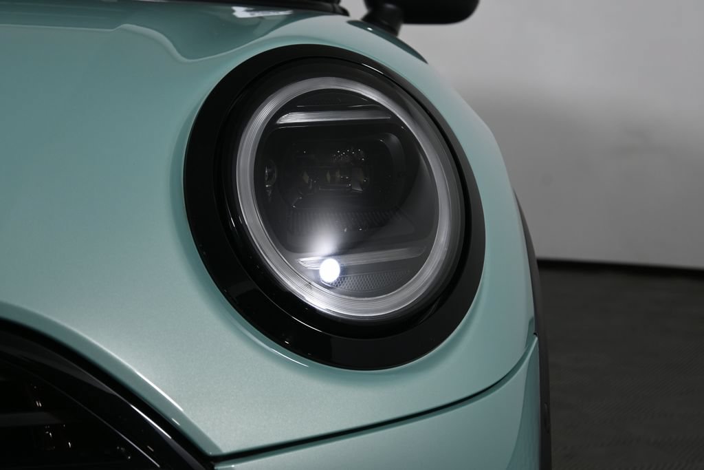 Certified 2025 MINI Cooper S FWD image 11