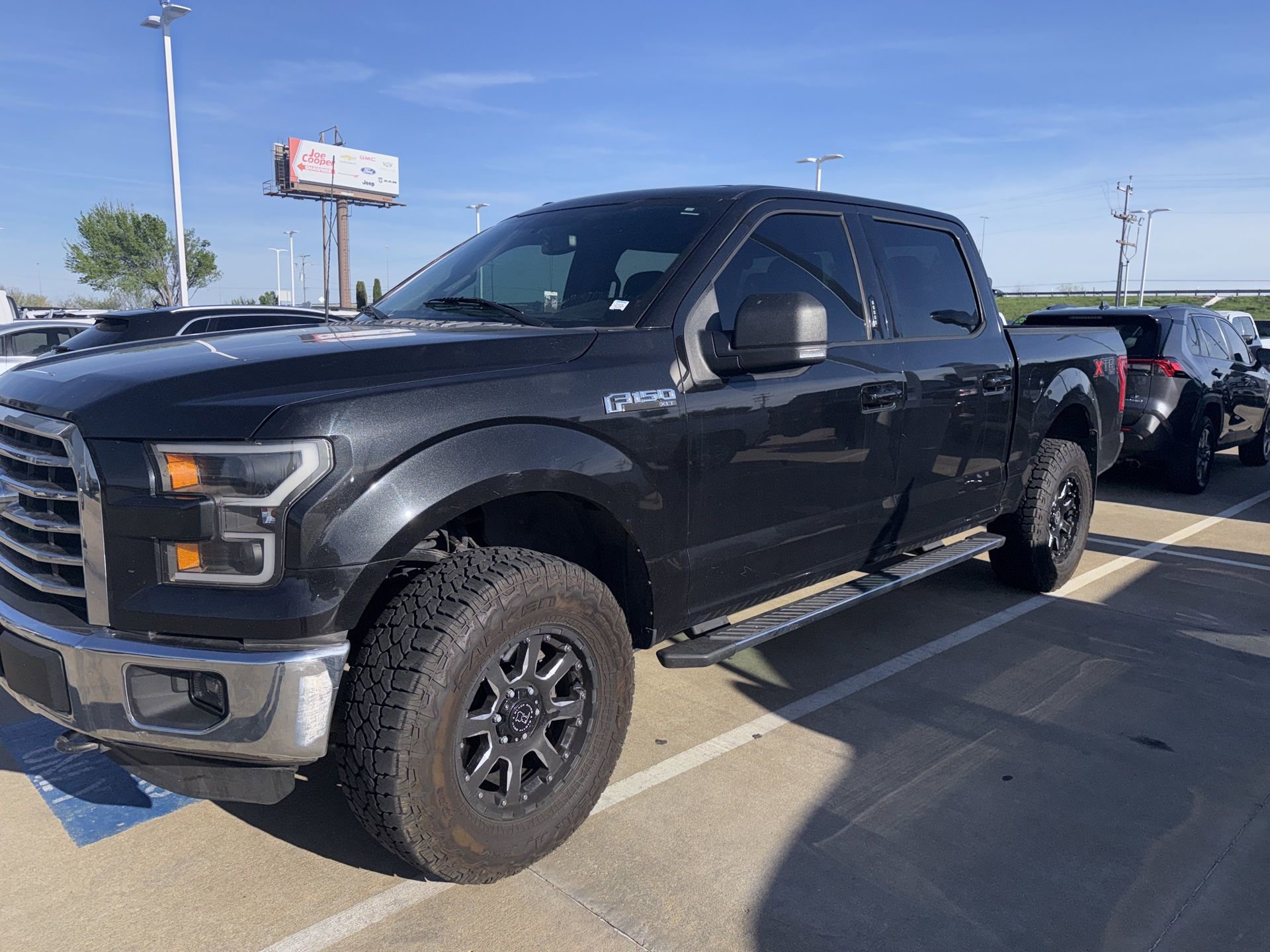Used 2015 Ford F150 XLT w/ Equipment Group 301A Mid image 18