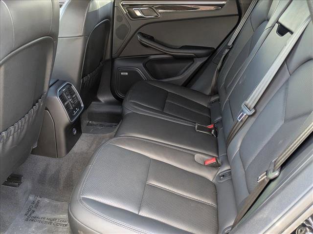 Used 2023 Porsche Macan S image 20