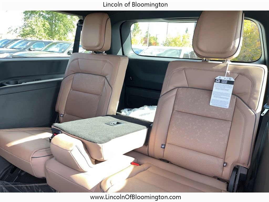 New 2025 Lincoln Navigator L Black Label image 33