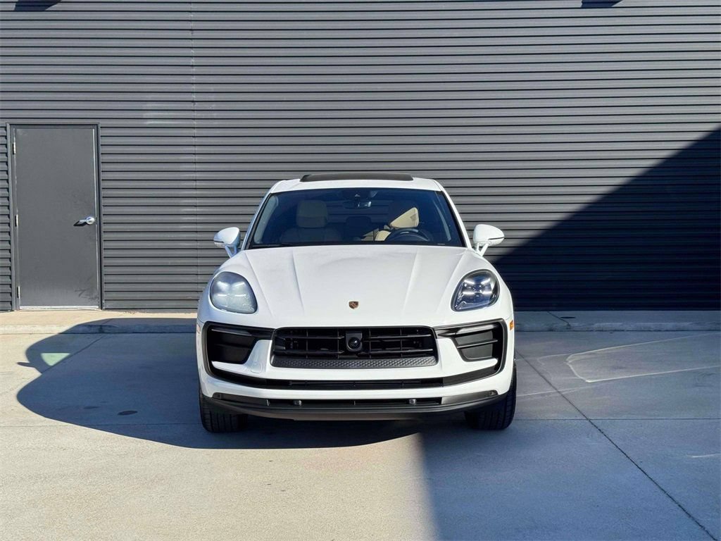 New 2026 Porsche Macan AWD/4WD image 12