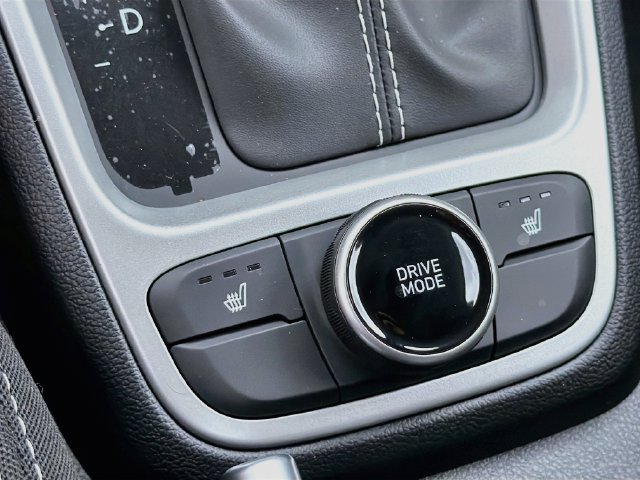 New 2026 Hyundai Venue SEL FWD image 20