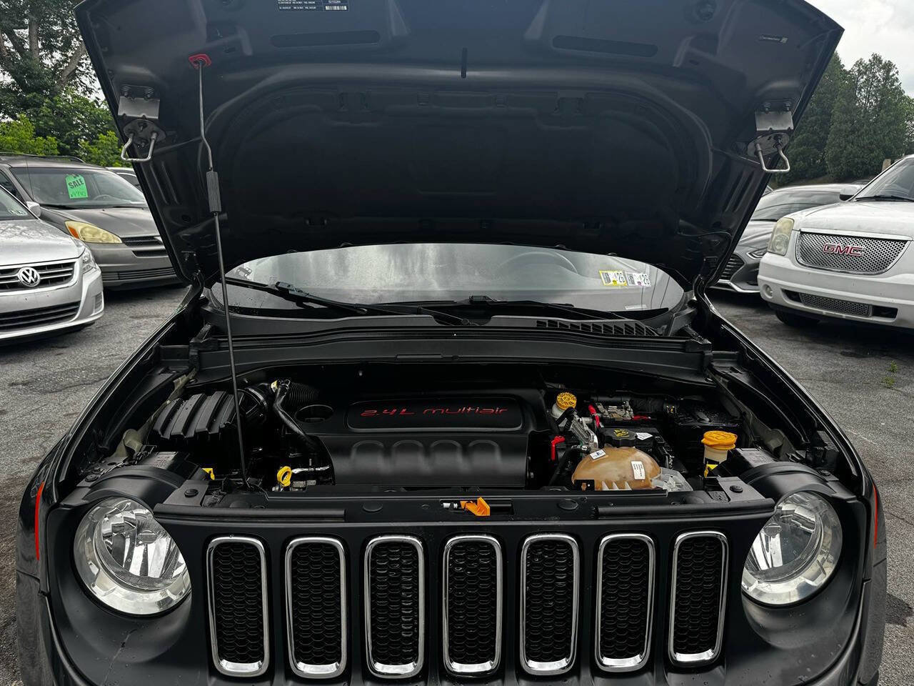 Used 2018 Jeep Renegade Latitude image 16