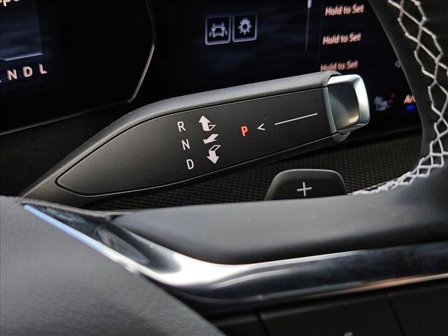 New 2026 Chevrolet Traverse High Country image 17