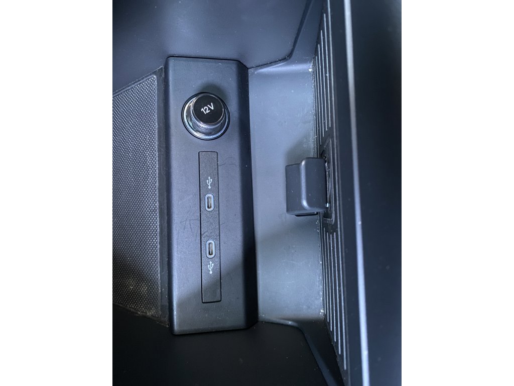 Used 2022 Audi Q4 e-tron Premium Plus image 36