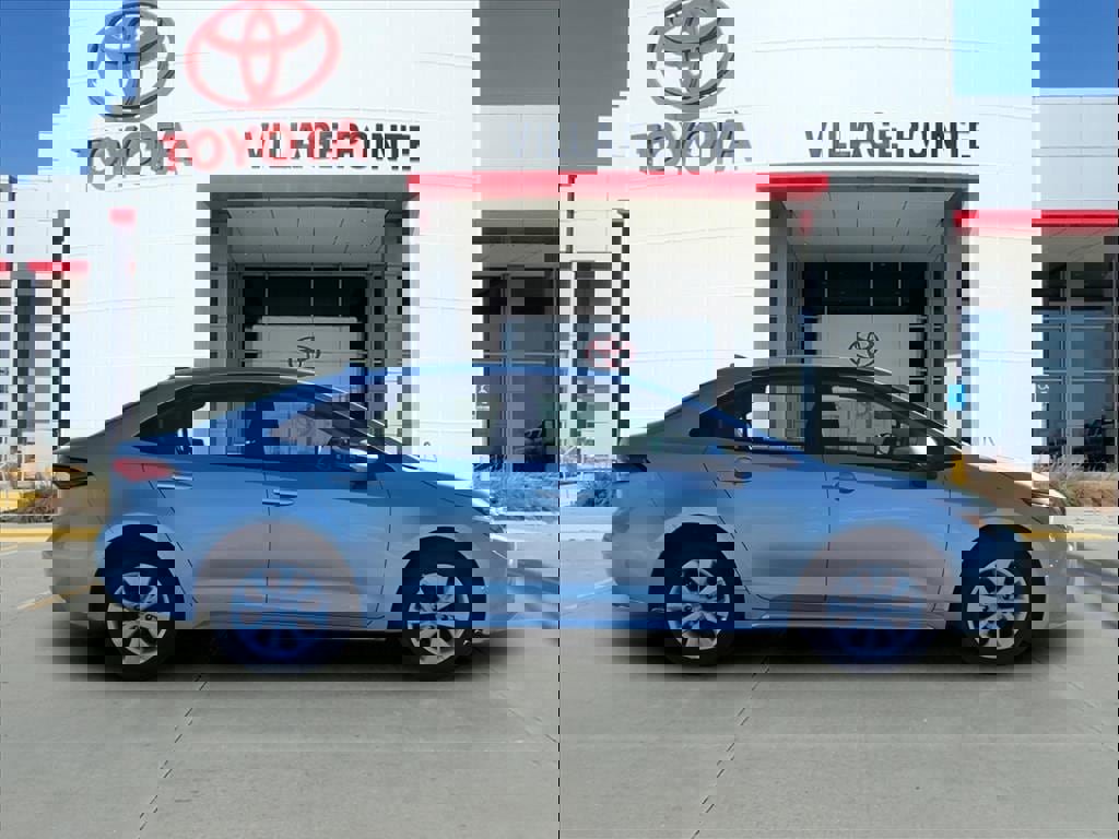 Certified 2026 Toyota Corolla LE image 7