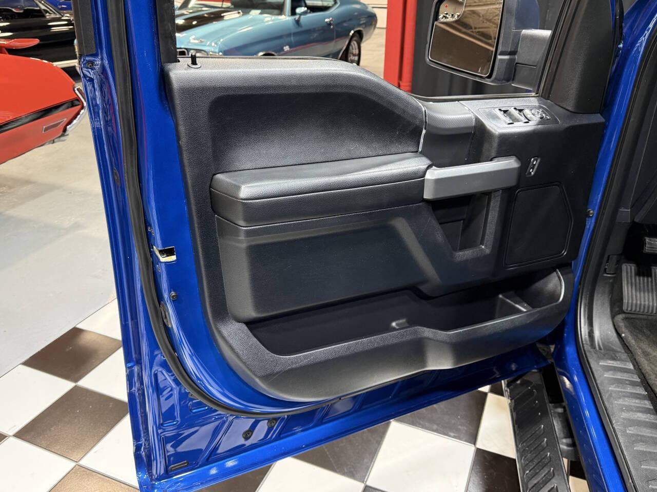 Used 2017 Ford F150 XLT w/ Equipment Group 302A Luxury image 74