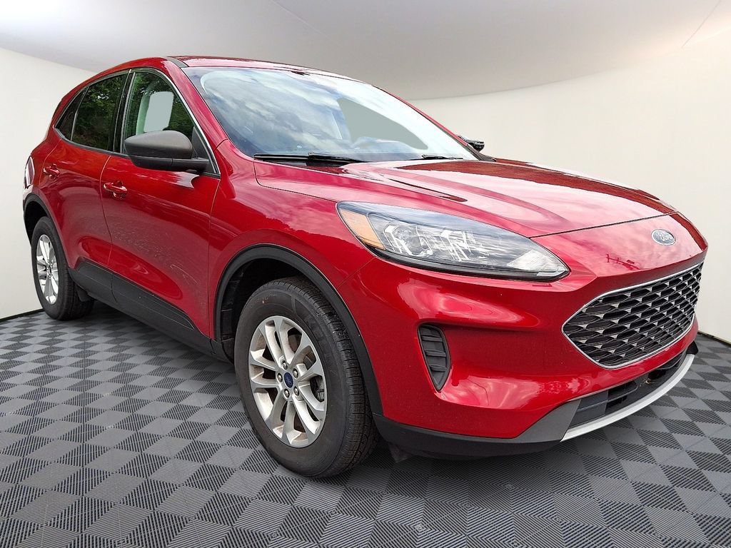 Used 2022 Ford Escape SE