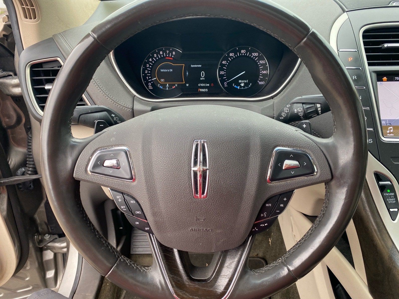 Used 2017 Lincoln MKX Reserve w/ Lincoln MKX Climate Package AWD/4WD image 11