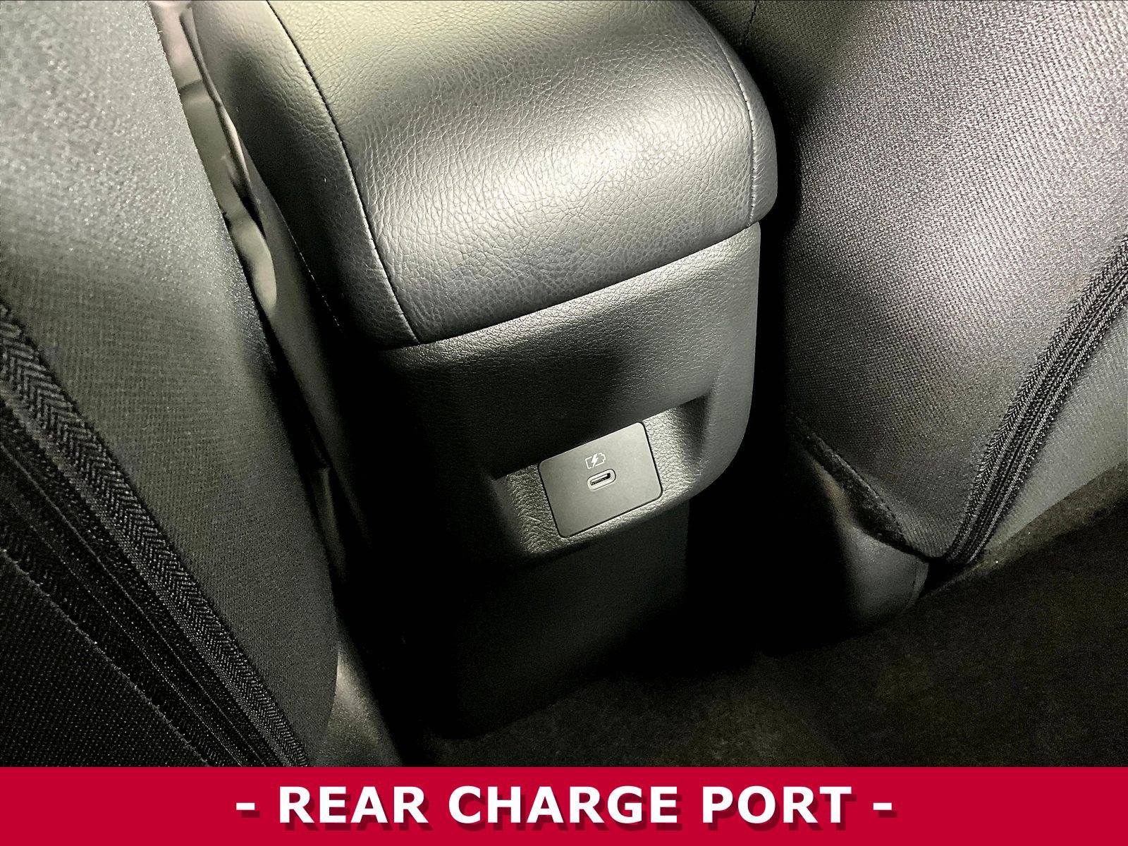 Certified 2025 Nissan Versa SV w/ Trunk Package FWD image 10