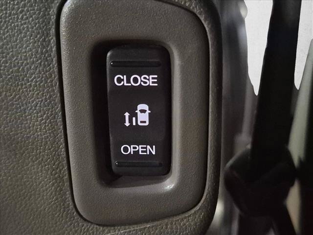 Used 2015 Honda Odyssey EX-L image 21