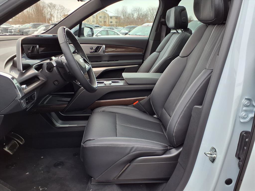 New 2026 Cadillac Vistiq Sport image 4