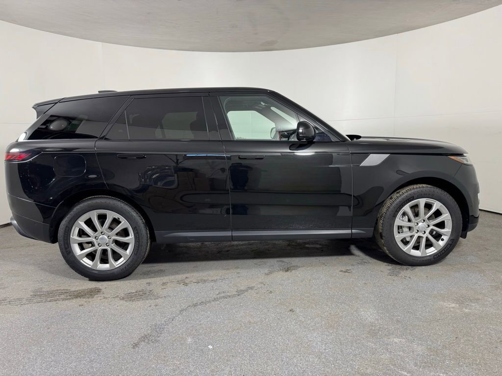 Used 2023 Land Rover Range Rover Sport SE AWD/4WD image 5