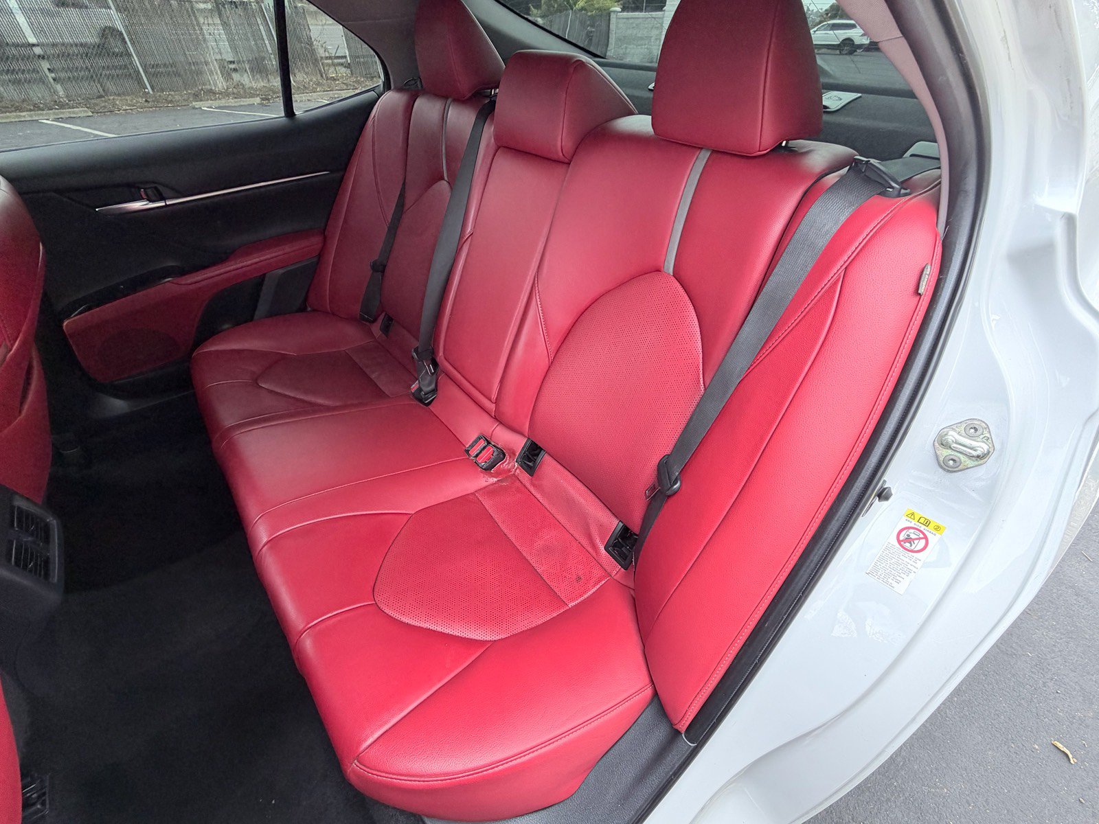 Used 2019 Toyota Camry XSE FWD image 9