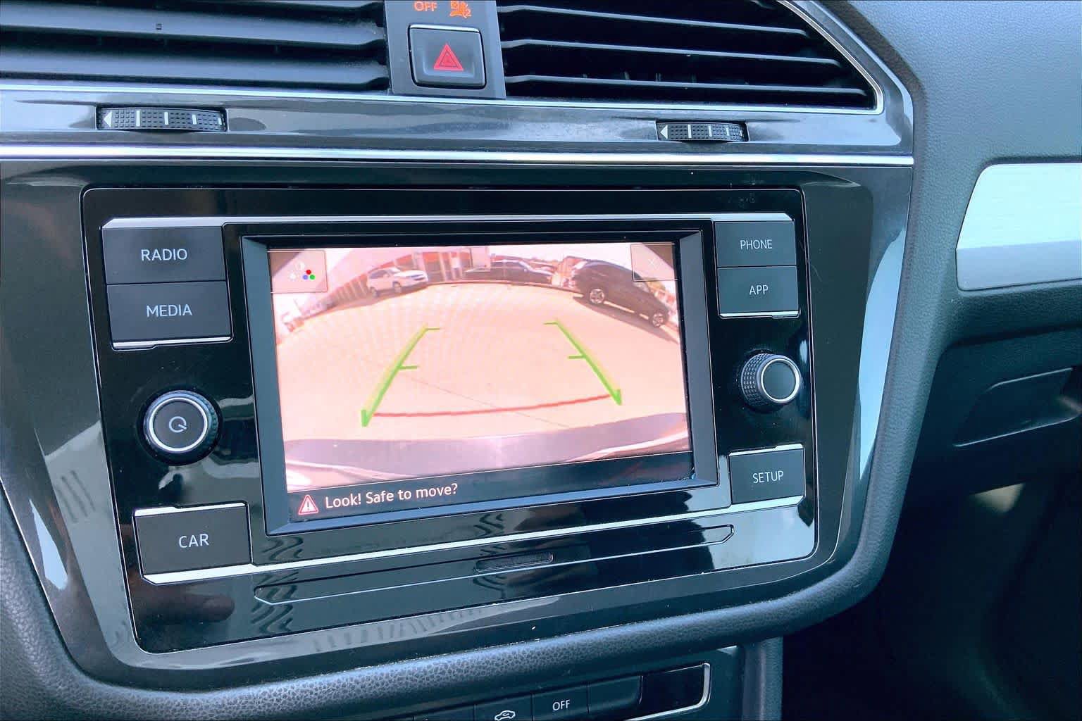 Used 2018 Volkswagen Tiguan S FWD image 25