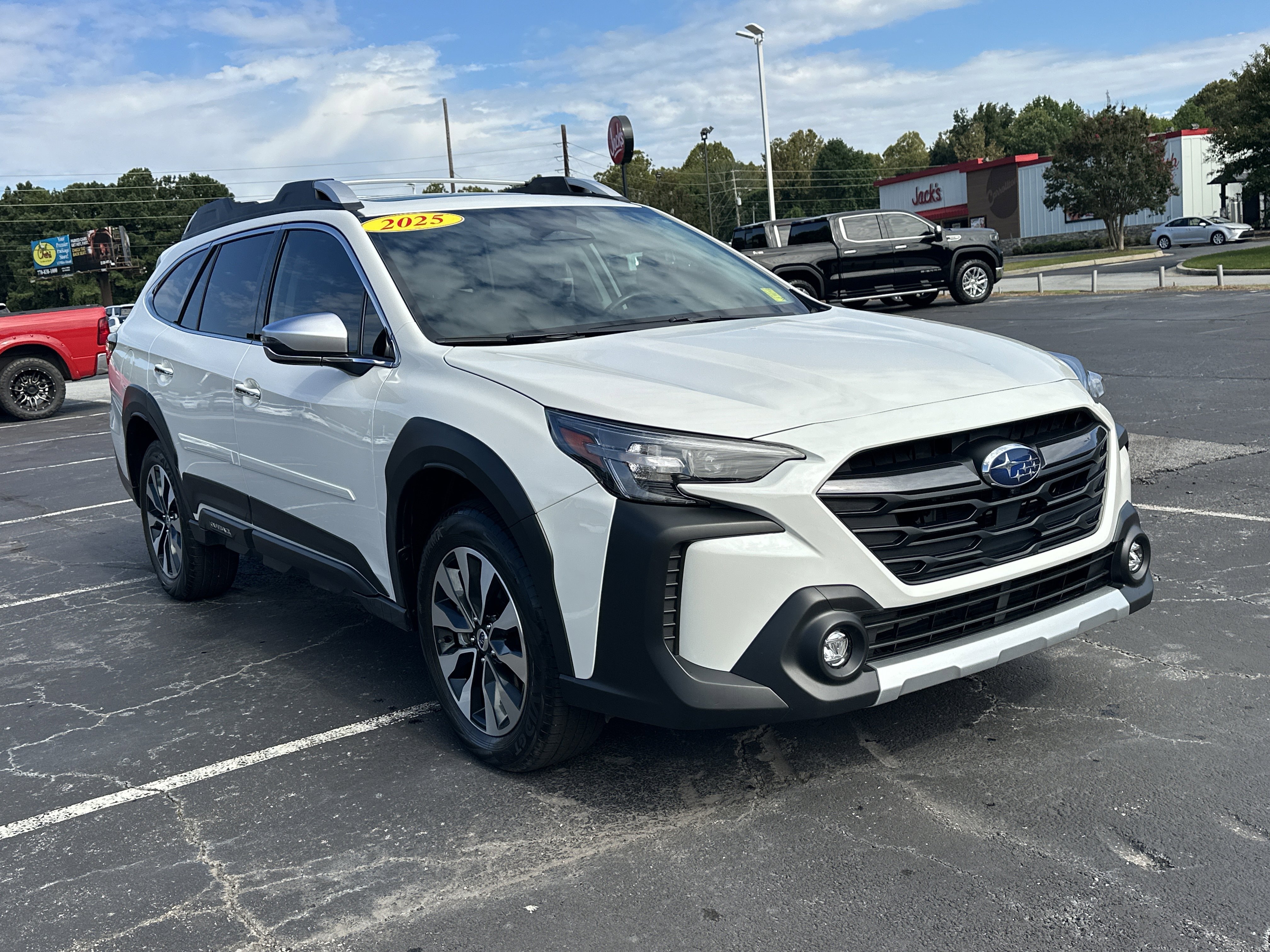 Used 2025 Subaru Outback Touring XT video 2