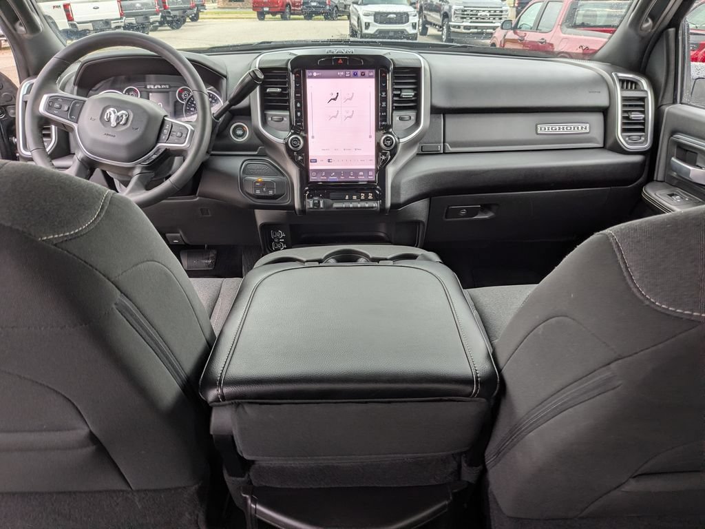 Used 2025 RAM 2500 Big Horn AWD/4WD image 12