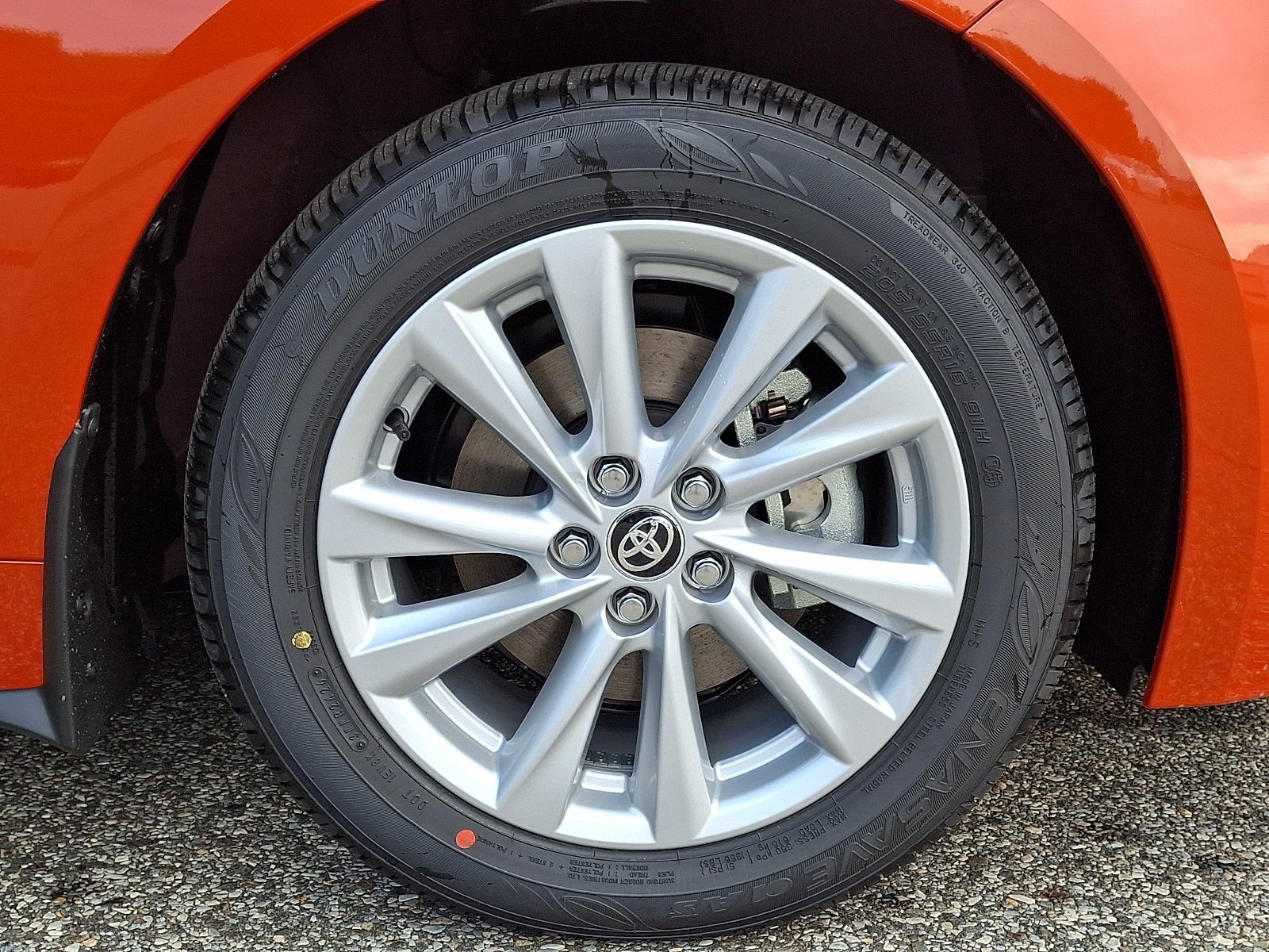 Used 2026 Toyota Corolla SE FWD image 7