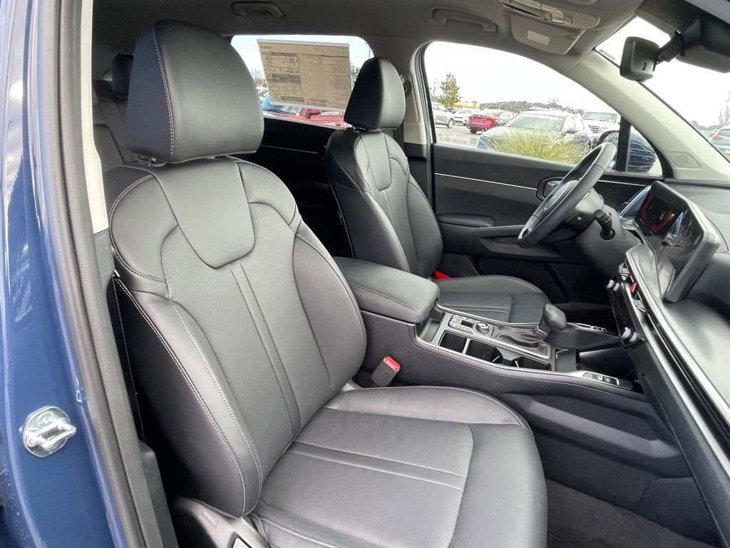New 2025 Kia Sorento S AWD/4WD image 31