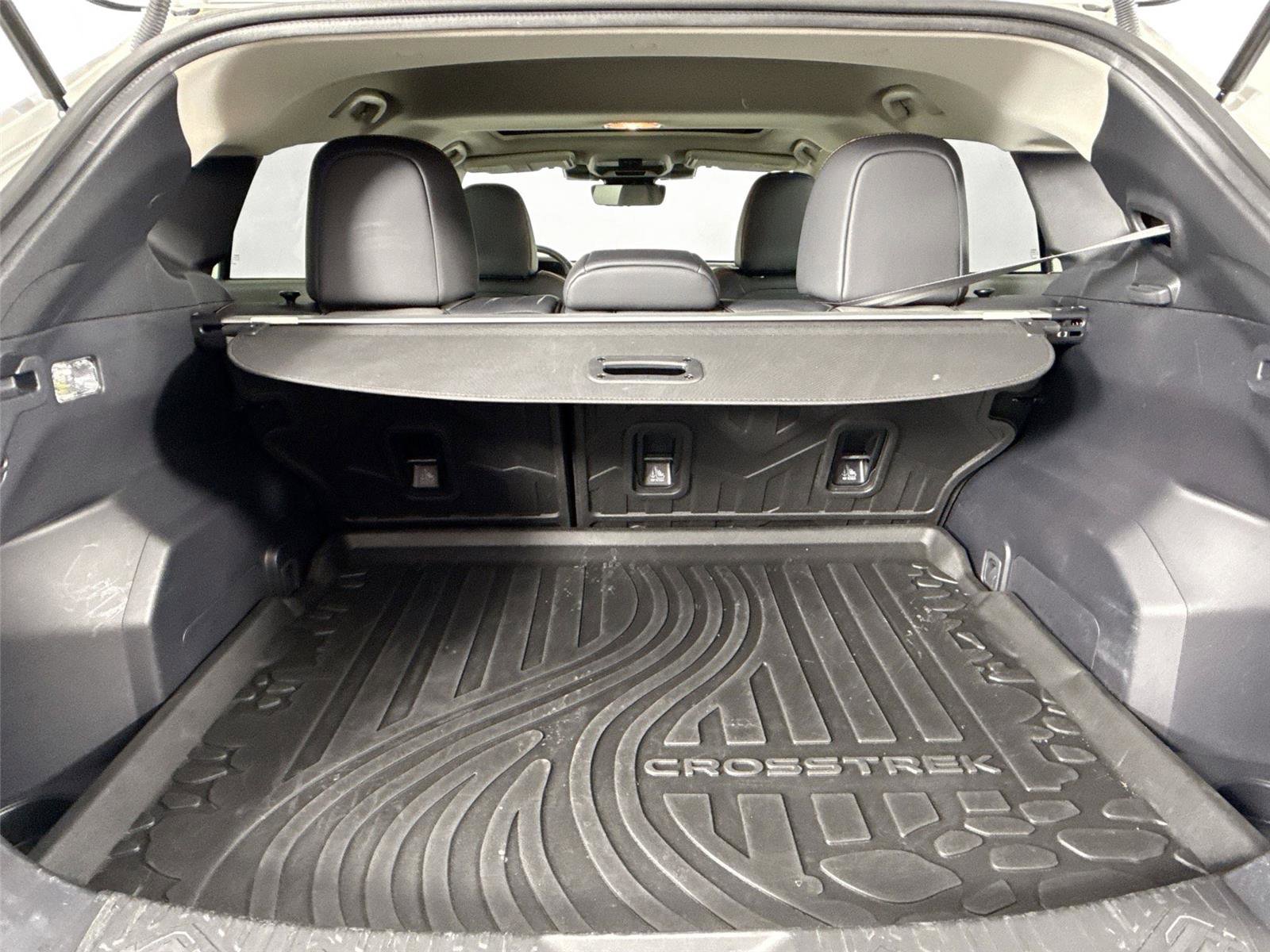 Used 2024 Subaru Crosstrek 2.5i Limited w/ Crosstrek Mirror Package image 37