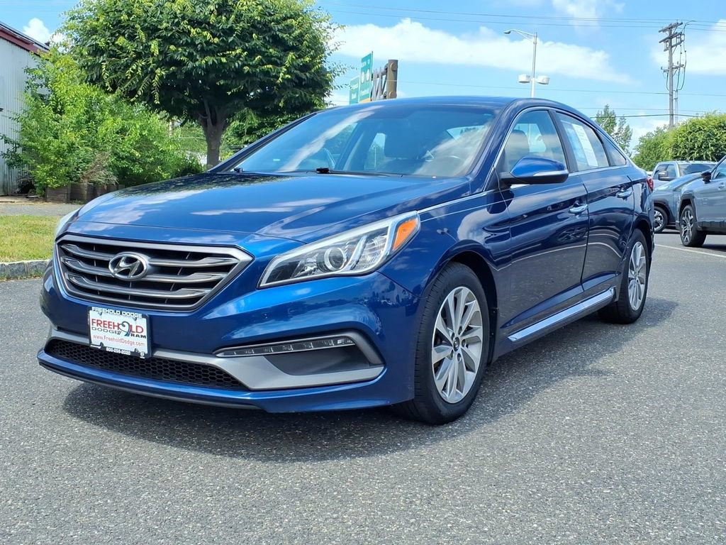 Used 2017 Hyundai Sonata Sport w/ Value Edition Package 02 FWD image 3
