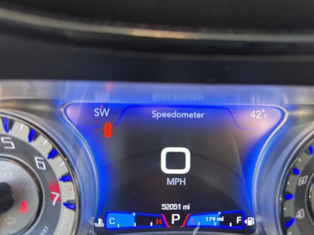 Used 2023 Chrysler 300 S image 29