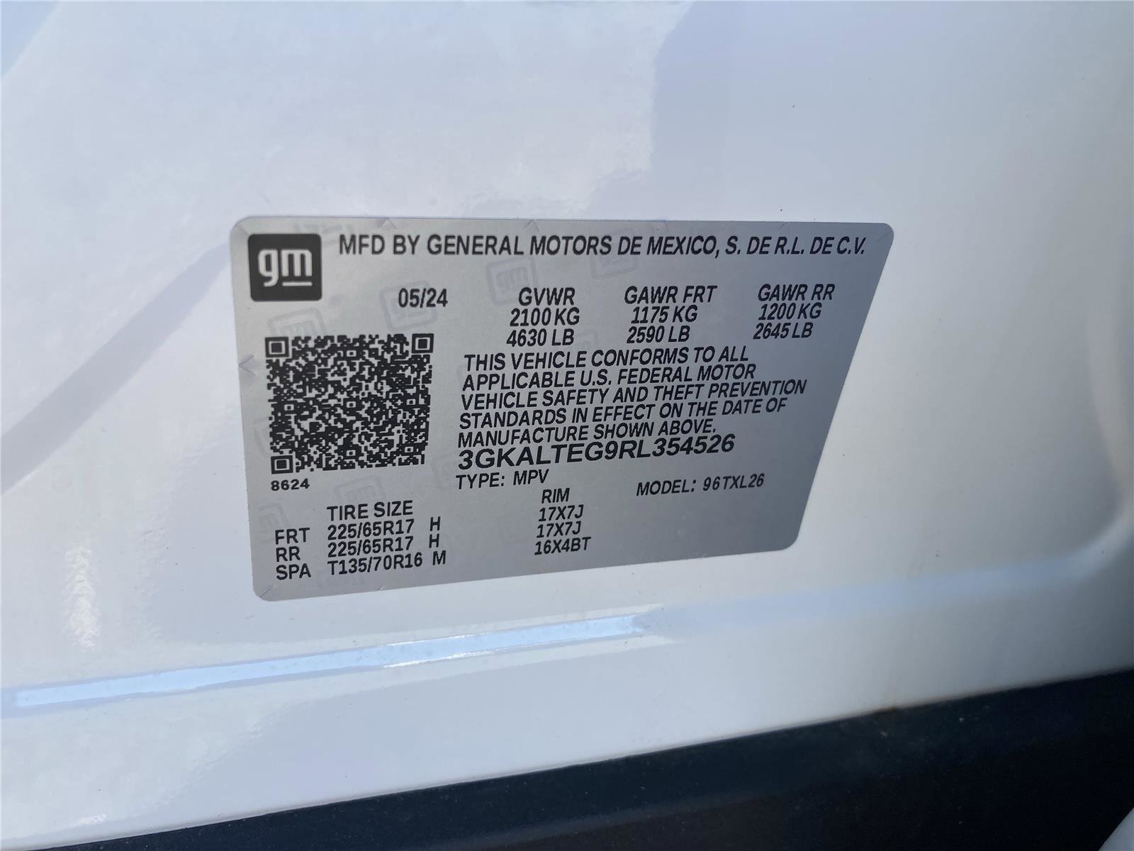 Used 2024 GMC Terrain SLE image 31