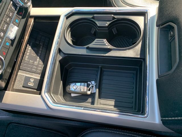 Used 2022 Ford F250 Lariat w/ Lariat Ultimate Package AWD/4WD image 29