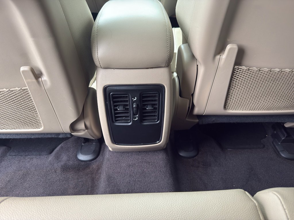 Used 2016 Jeep Grand Cherokee Laredo w/ Quick Order Package 23E image 11