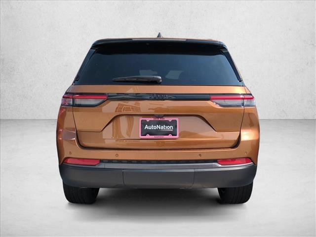 New 2026 Jeep Grand Cherokee Limited w/ Limited Altitude Package RWD image 7