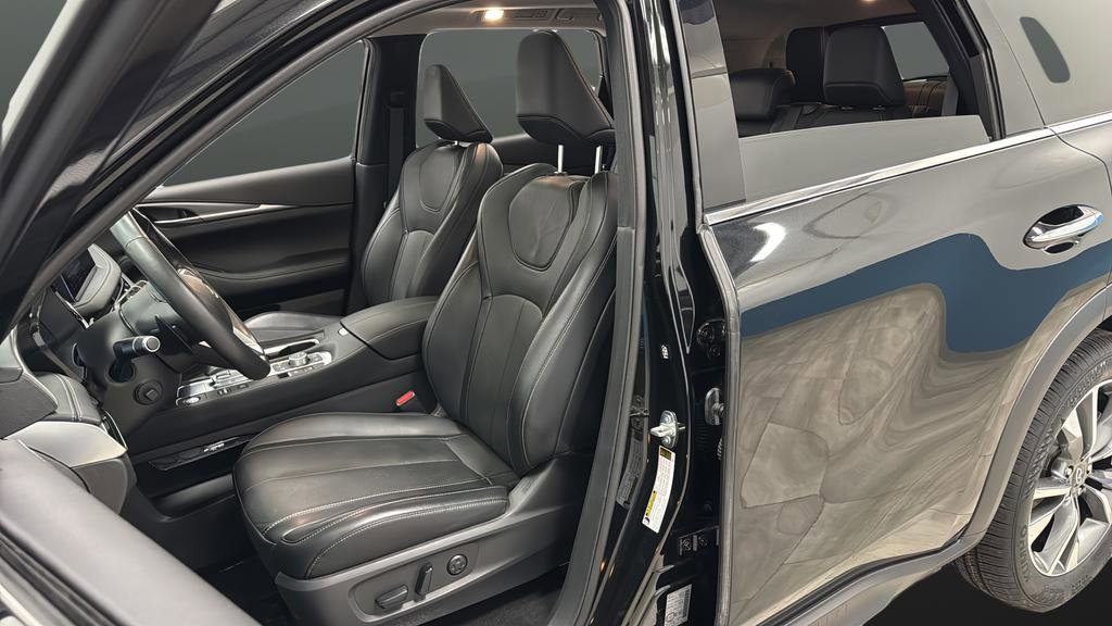 Used 2023 INFINITI QX60 Luxe image 9