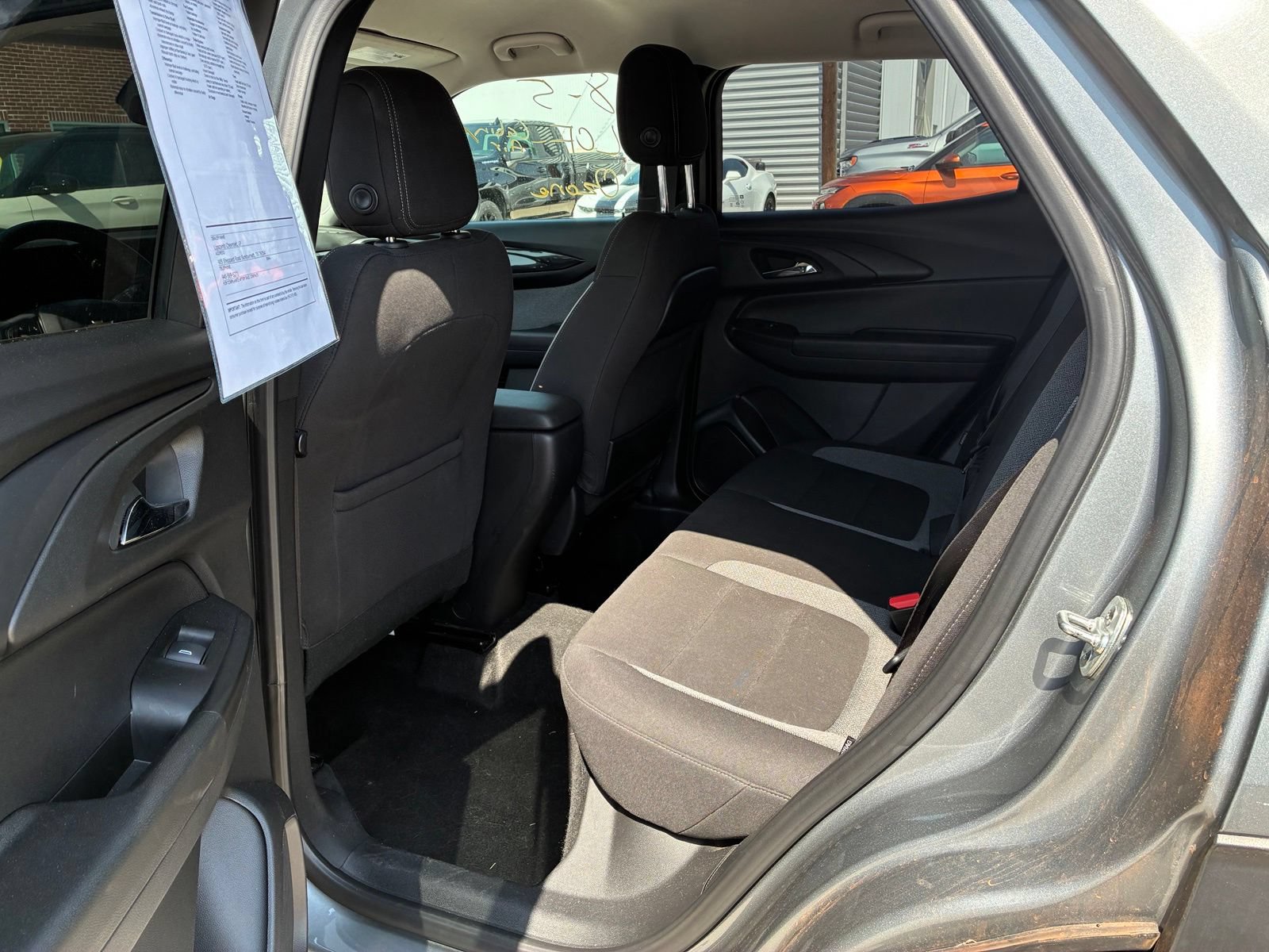 Used 2025 Chevrolet TrailBlazer LT AWD/4WD image 3