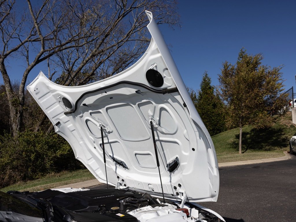 Used 2023 Jaguar F-TYPE R-Dynamic image 60