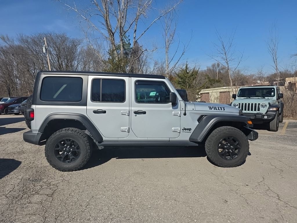Used 2022 Jeep Wrangler Unlimited Willys image 8