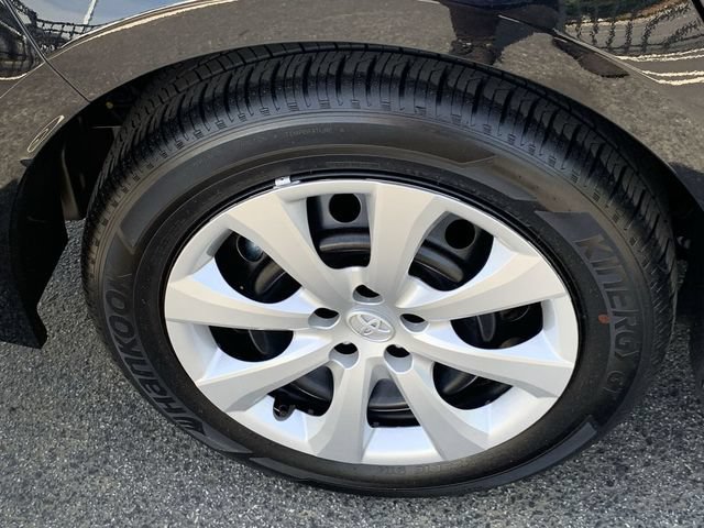 Used 2026 Toyota Corolla LE FWD image 33